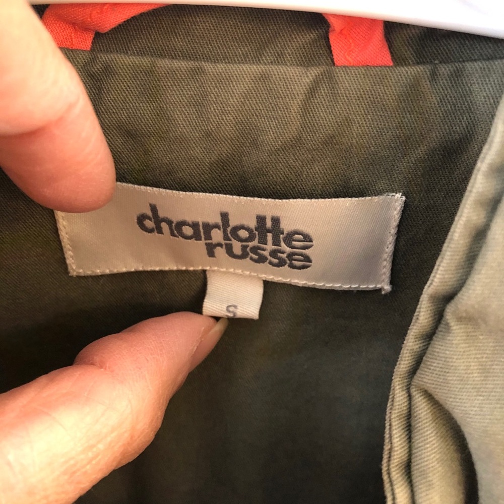 🌺5/$25 Utility Jacket - Picture 3 of 4